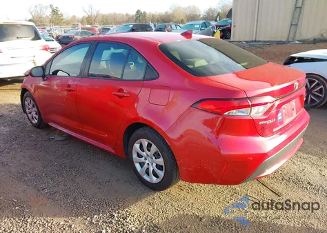 2021 Toyota Corolla Le z USA, uszkodzony, nr VIN JTDEPMAE4MJ154536